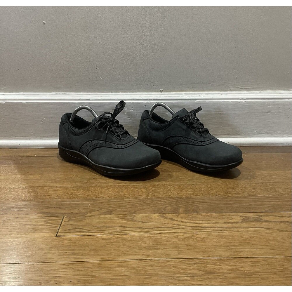 SAS Walk Easy Shoes Womens 9 Wide Walking Sneakers Lace Up Low Top Black
